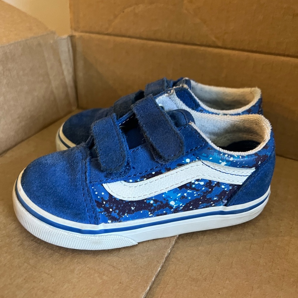 Toddler size 7.5 sneakers by Vans in royal blue color